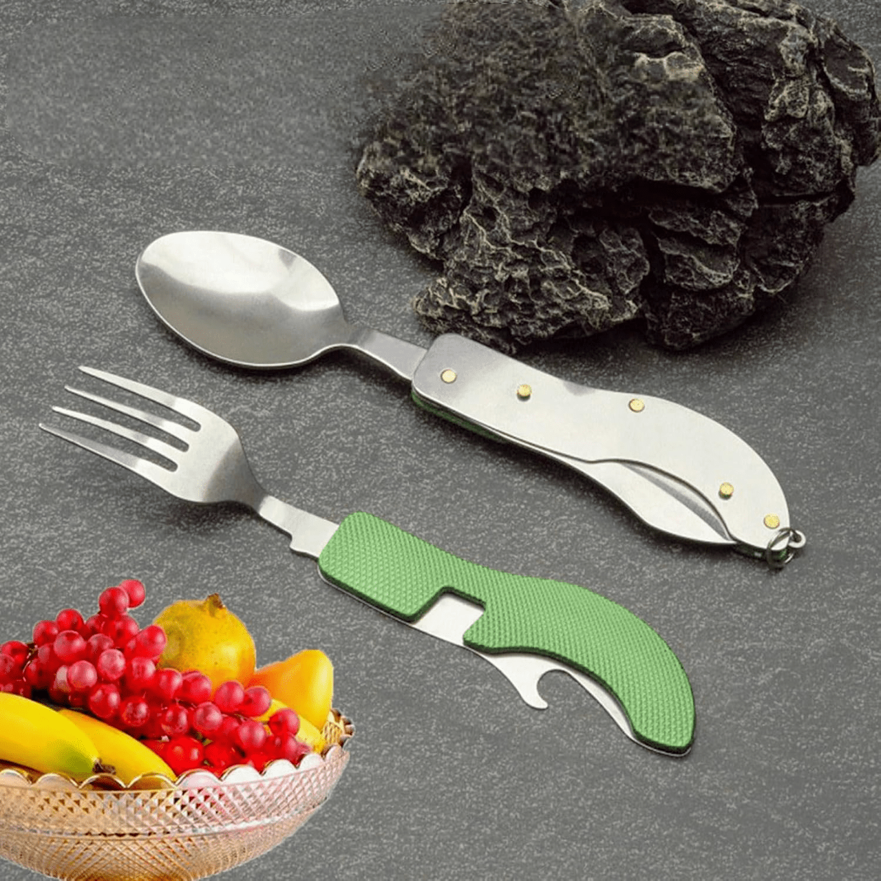 Couteau Suisse - FoldableTablewareSet™ - Vert - Nature en Camping